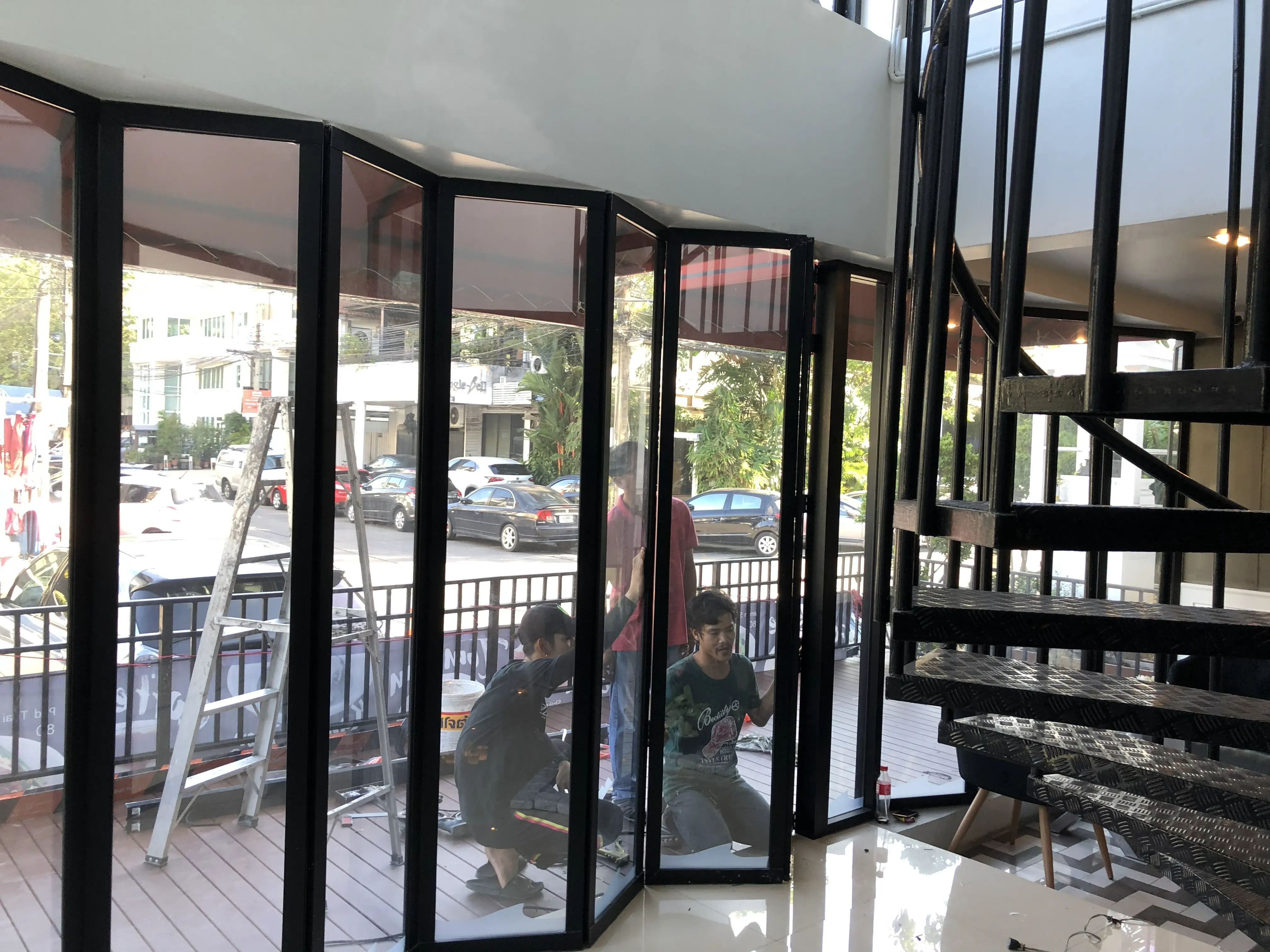 One Upper Cafe/Bar