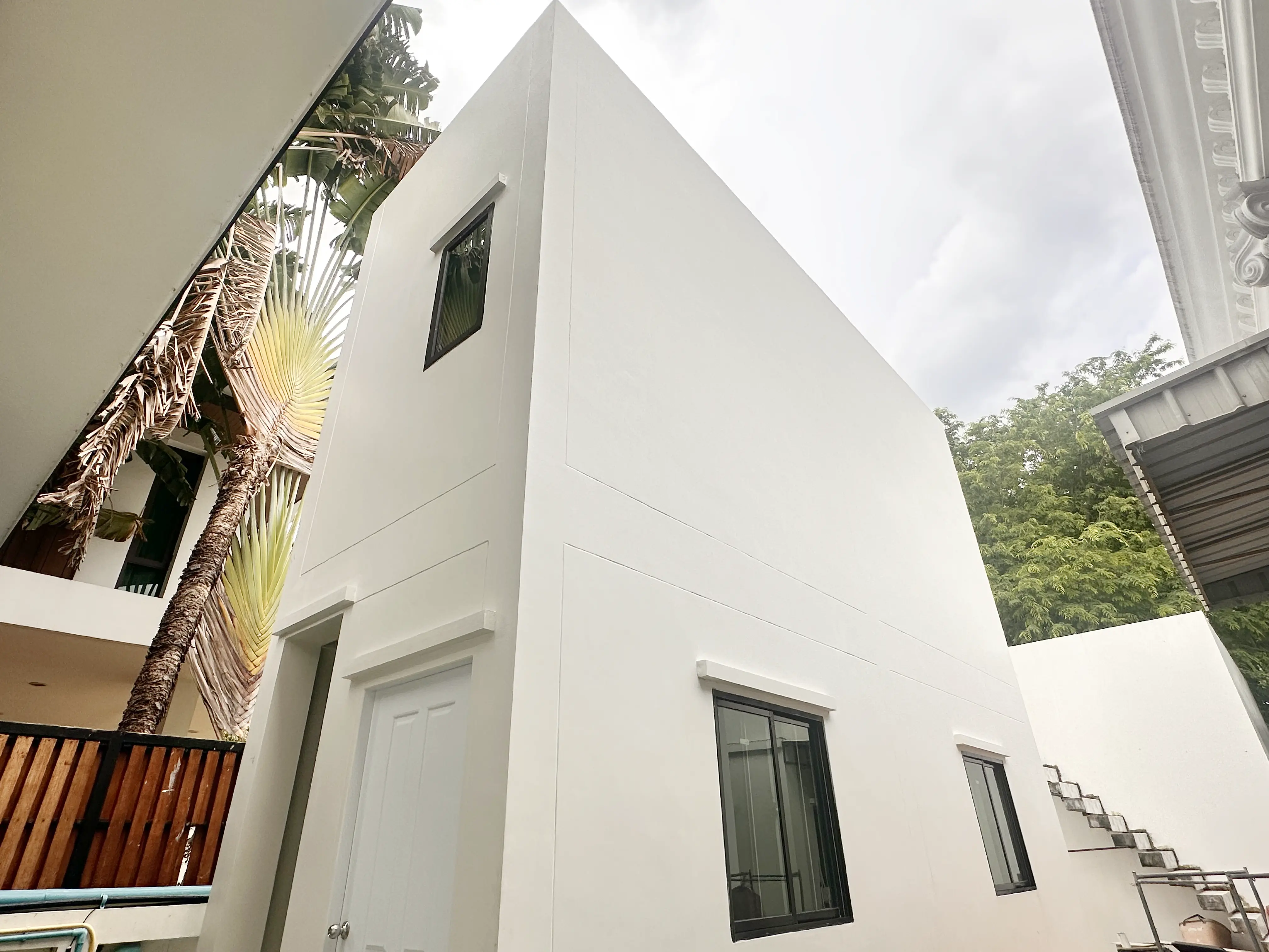Maid House 59